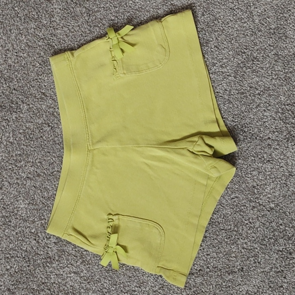 FREE With Purchase - Gymboree 100% Cotton Size 6 Shorts